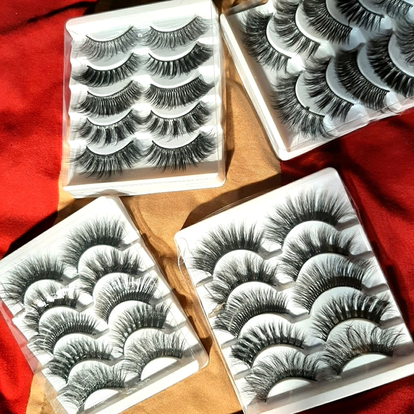 3 D Mink - Picture 1 of 3